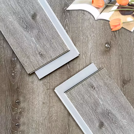 Campioni gratuiti di pavimenti in vinile in PVC, pavimenti in plastica di legno per uffici, scuole ospedaliere